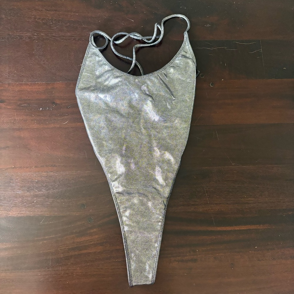 Minimale Animale one piece